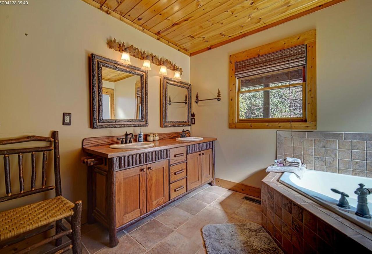 Cozy Creekfront Family Cabin-Pet Friendly -Gamerm-Hot Tub Хайавасси Экстерьер фото